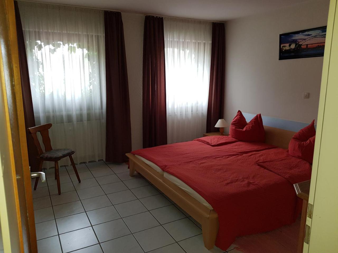 Hotel Restaurant Zur Hexe Uberherrn Bagian luar foto