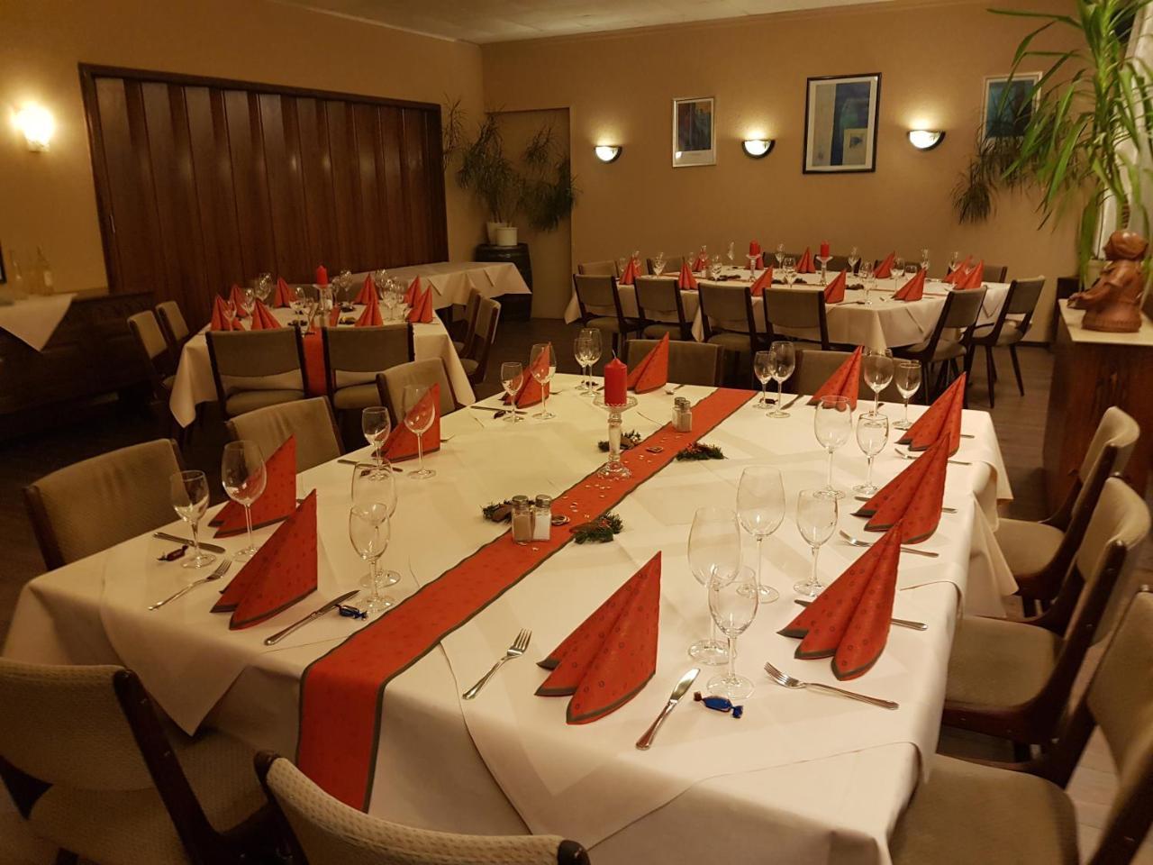 Hotel Restaurant Zur Hexe Uberherrn Bagian luar foto
